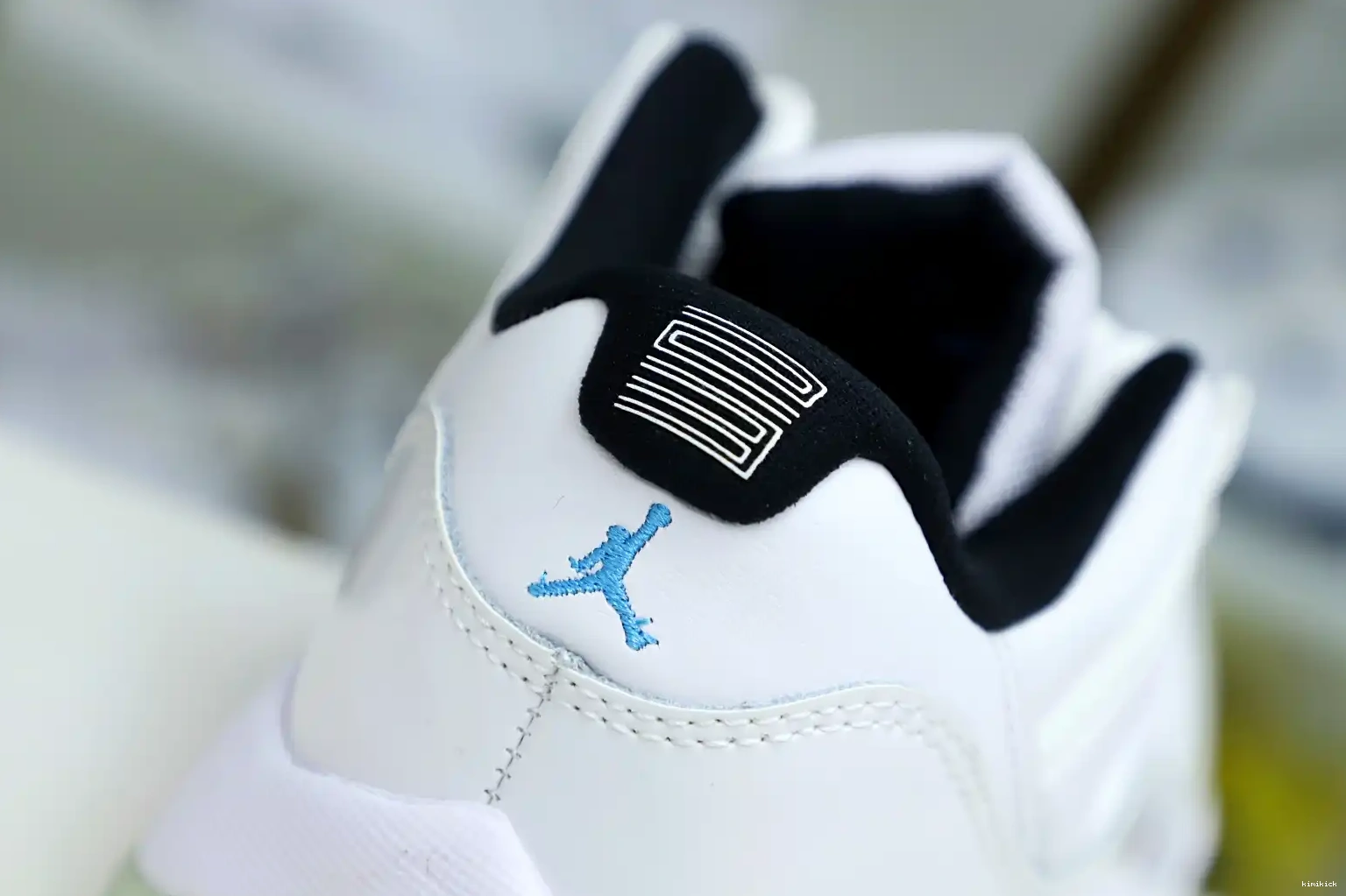 Kimikick LOW RETRO JORDAN LEGEND AIR 11 BLUE 0622